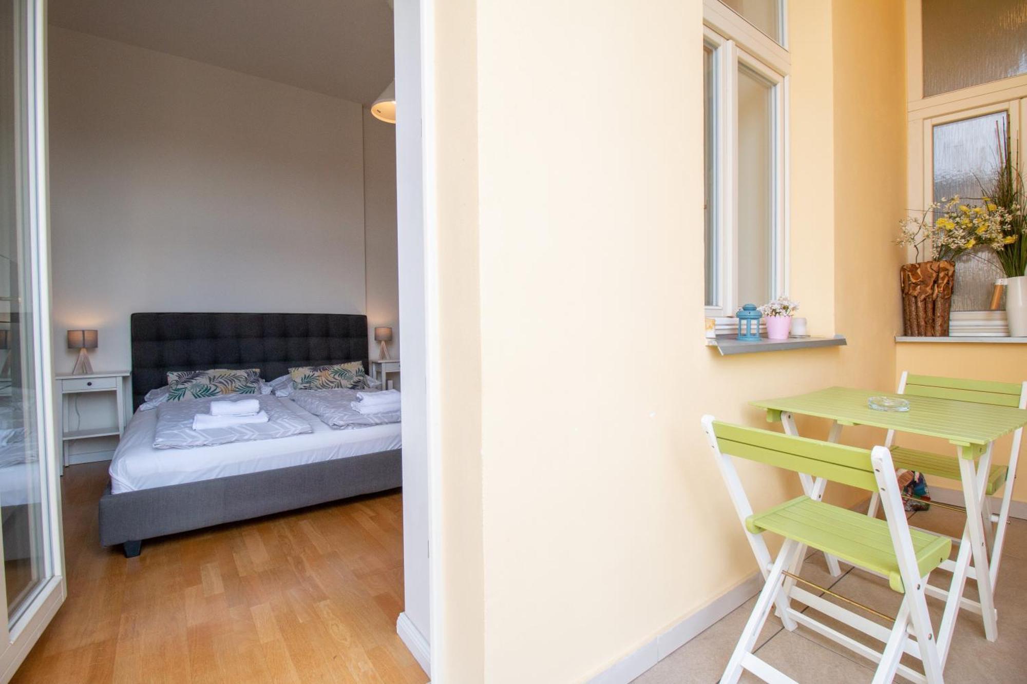 Stay Inn Apartments Stepanska Praga Exterior foto